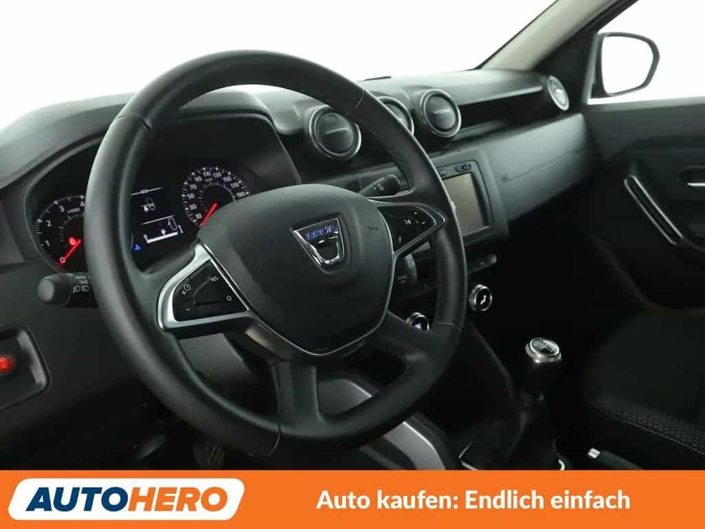 Dacia Duster 1.2 TCe Prestige 4x4 *NAVI*CAM*TEMPO*ALU* 06/2018-photo-10