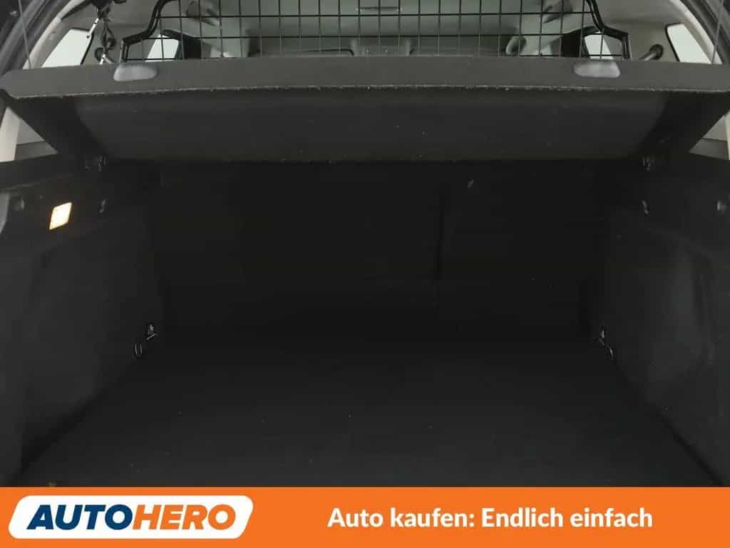 Dacia Duster 1.2 TCe Prestige 4x4 *NAVI*CAM*TEMPO*ALU* 06/2018-photo-17