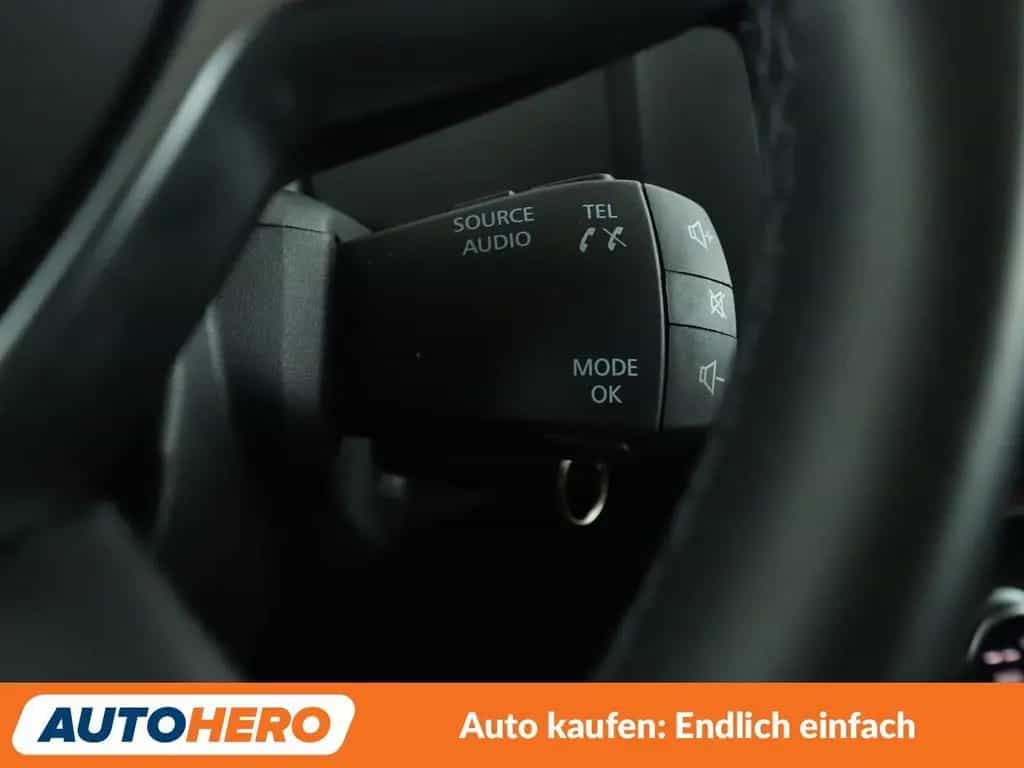 Dacia Duster 1.2 TCe Prestige 4x4 *NAVI*CAM*TEMPO*ALU* 06/2018-photo-26