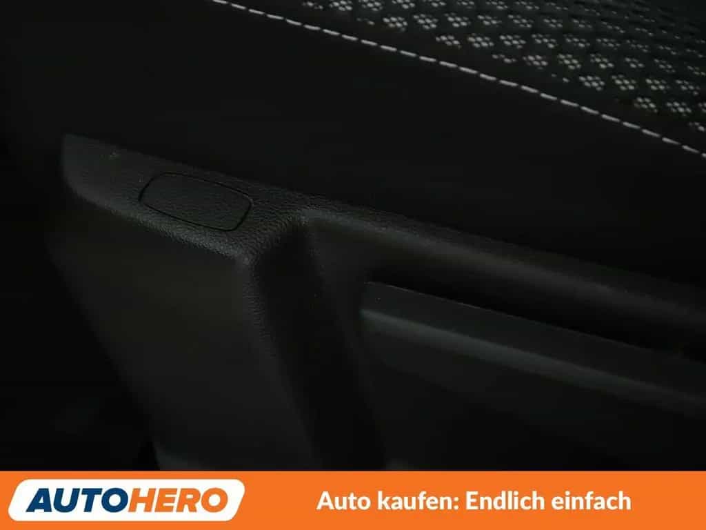 Dacia Duster 1.2 TCe Prestige 4x4 *NAVI*CAM*TEMPO*ALU* 06/2018-photo-29