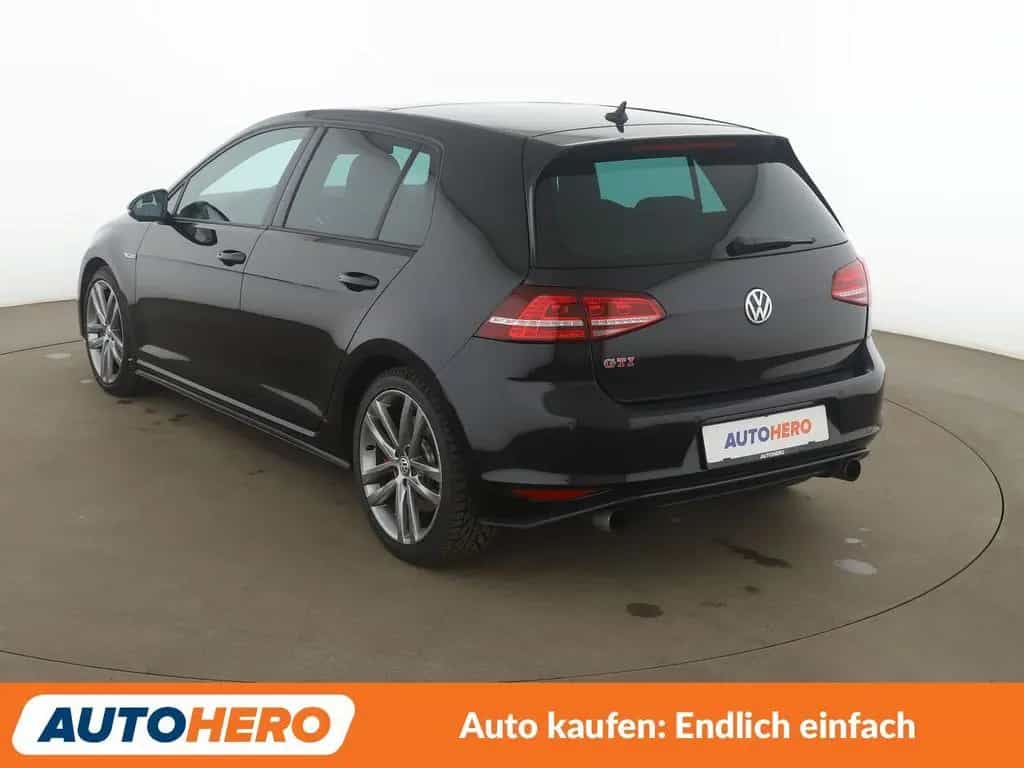 Volkswagen Golf 2.0 TFSI GTI Performance BlueMotion *NAV*ACC*PDC 02/2016-photo-3