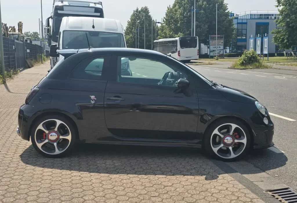 Abarth 500 595 Turismo/AUTOMATIK/SHZ/KLIMAAUTOMATIK 11/2015-photo-3