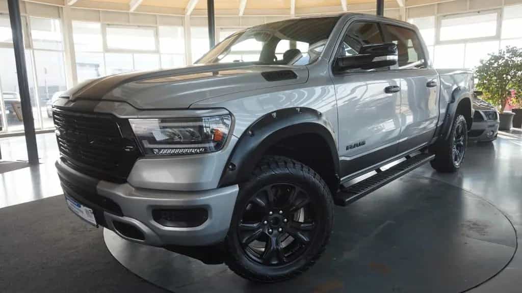 Dodge RAM 1500 HEMI 5.7l Crew-Cab*4x4*Navi*Alu20* 07/2022-photo-0