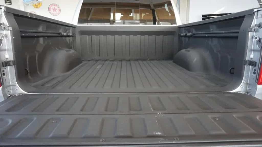 Dodge RAM 1500 HEMI 5.7l Crew-Cab*4x4*Navi*Alu20* 07/2022-photo-22