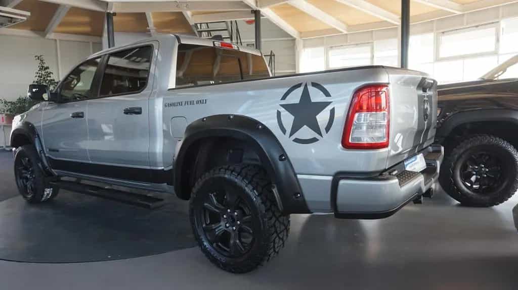 Dodge RAM 1500 HEMI 5.7l Crew-Cab*4x4*Navi*Alu20* 07/2022-photo-5