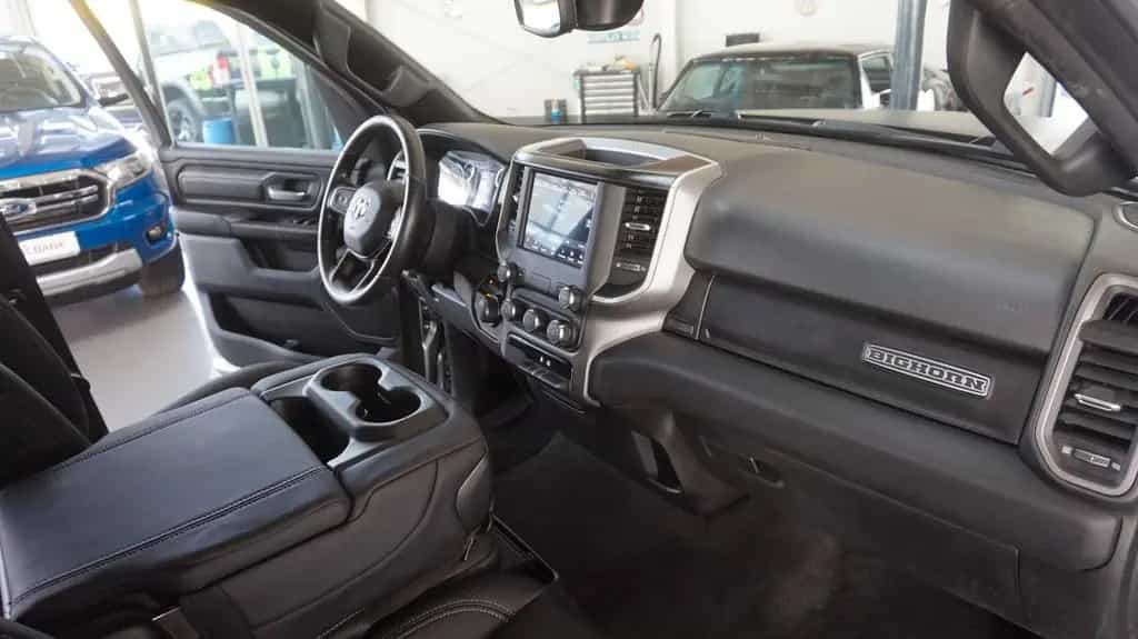 Dodge RAM 1500 HEMI 5.7l Crew-Cab*4x4*Navi*Alu20* 07/2022-photo-8