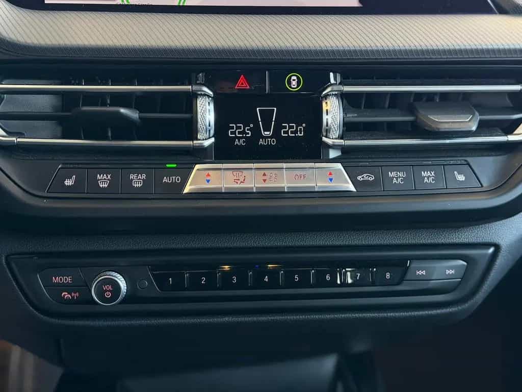 BMW 118 i M-SPORT SHZ PDC HiFi KLIMA LIVE-COCKPIT BT 12/2019-photo-11