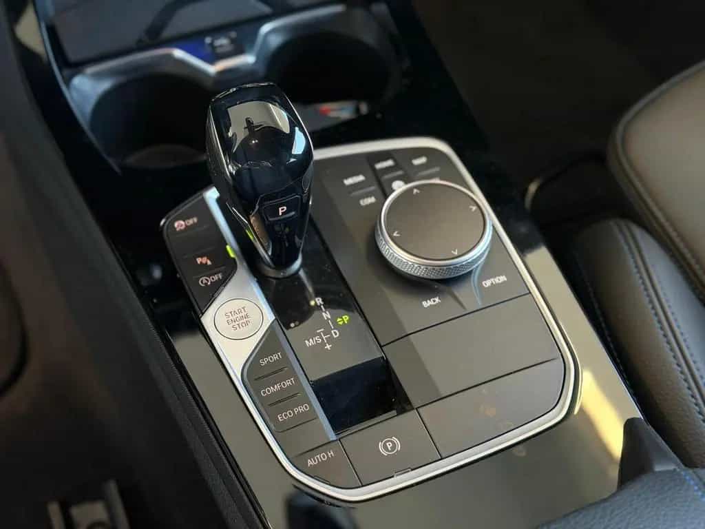 BMW 118 i M-SPORT SHZ PDC HiFi KLIMA LIVE-COCKPIT BT 12/2019-photo-15