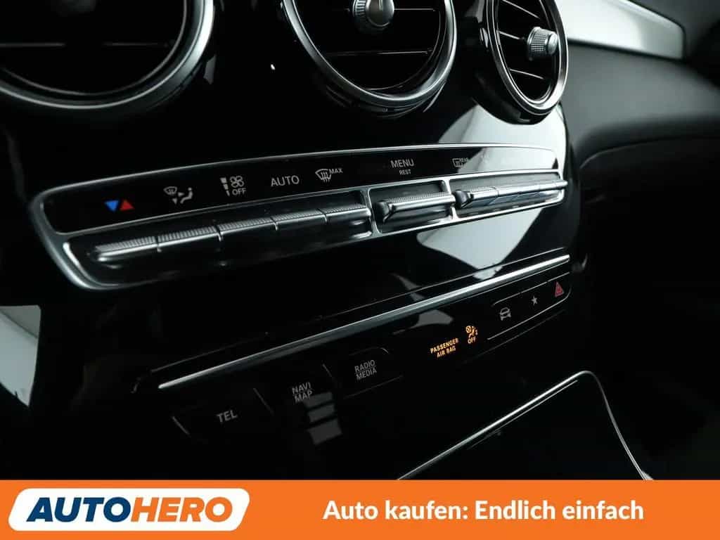Mercedes-Benz GLC 200 4Matic Aut.*NAV*LED*ACC*CAM*PDC*SHZ* 04/2020-photo-24
