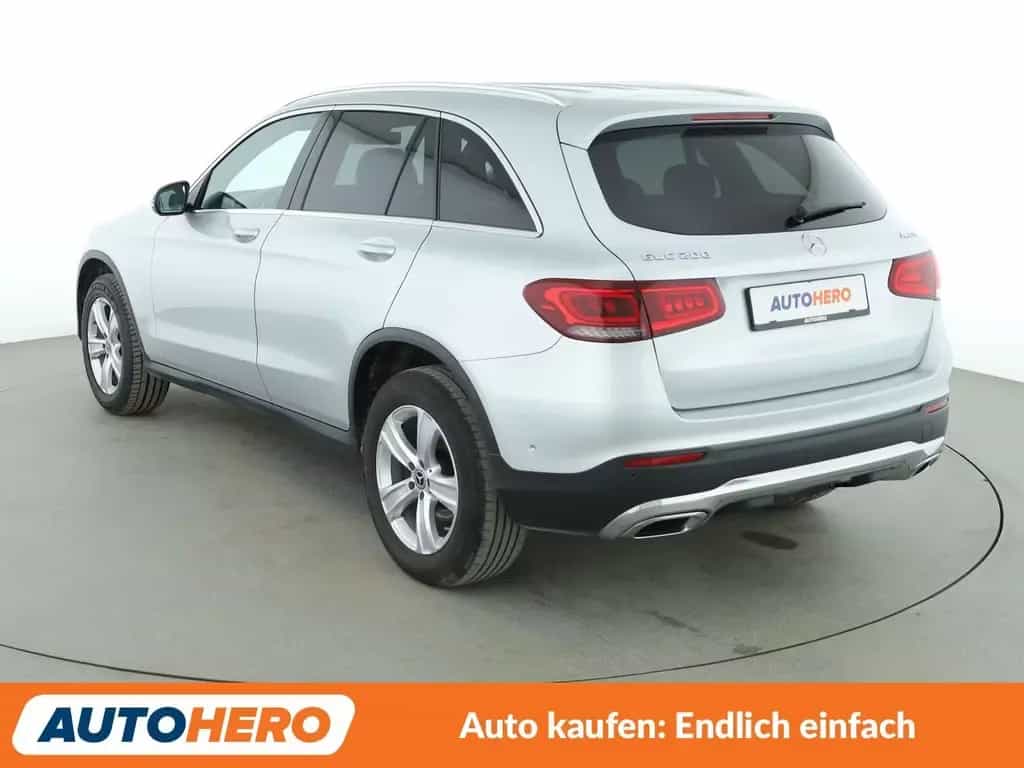 Mercedes-Benz GLC 200 4Matic Aut.*NAV*LED*ACC*CAM*PDC*SHZ* 04/2020-photo-3