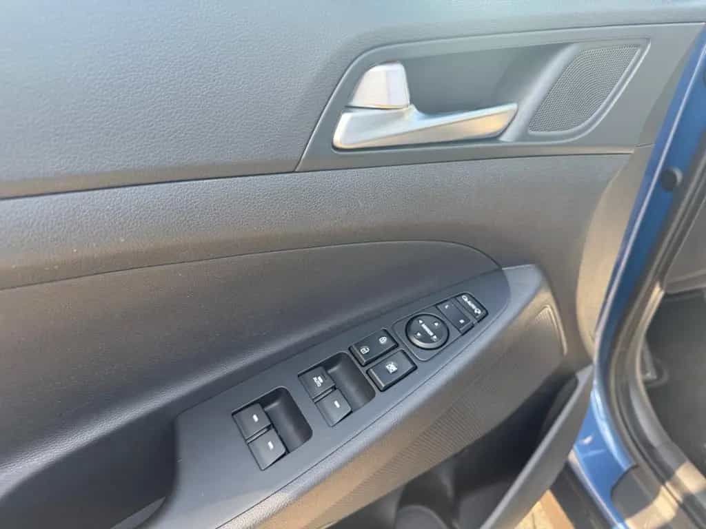 Hyundai TUCSON blue 1.6 GDi 2WD Trend *SHZ*Navi*PDC hi* 08/2016-photo-19