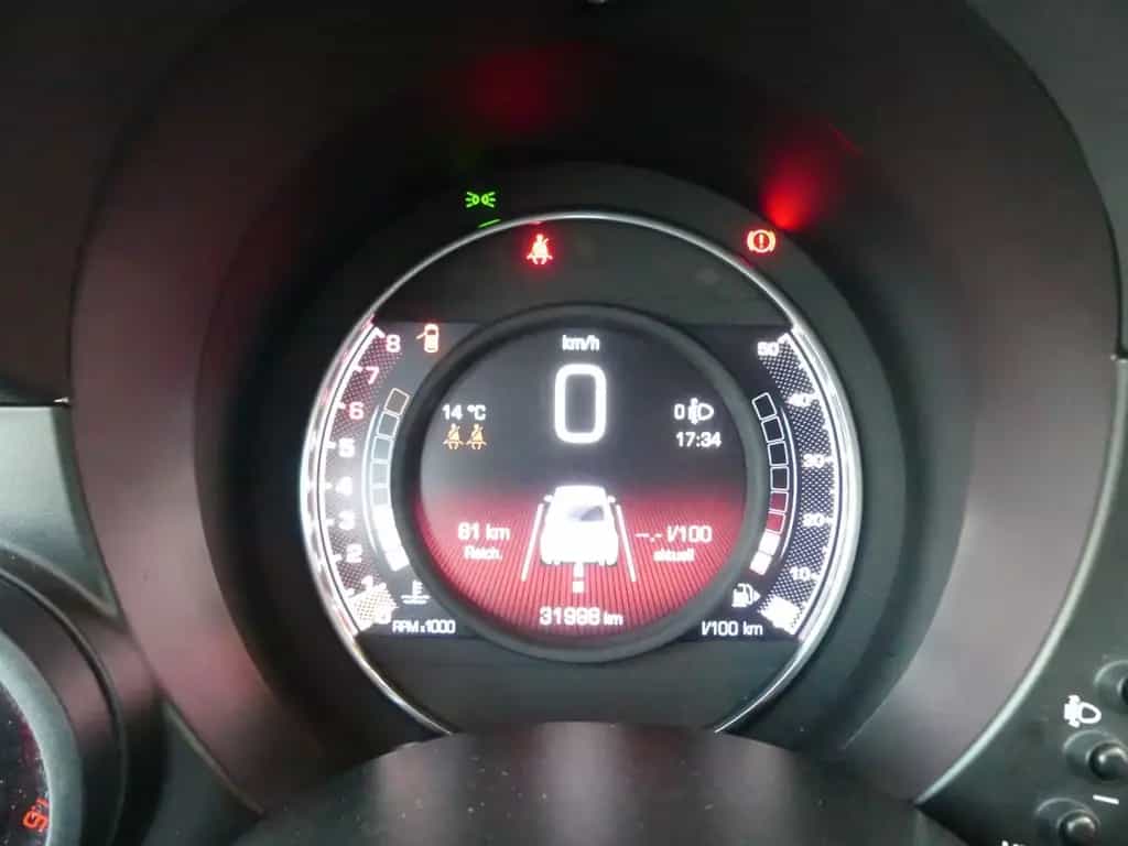 Abarth 595 Vollleder*Klima*PDC*8-fach*Navi*ab 269€ 02/2022-photo-16