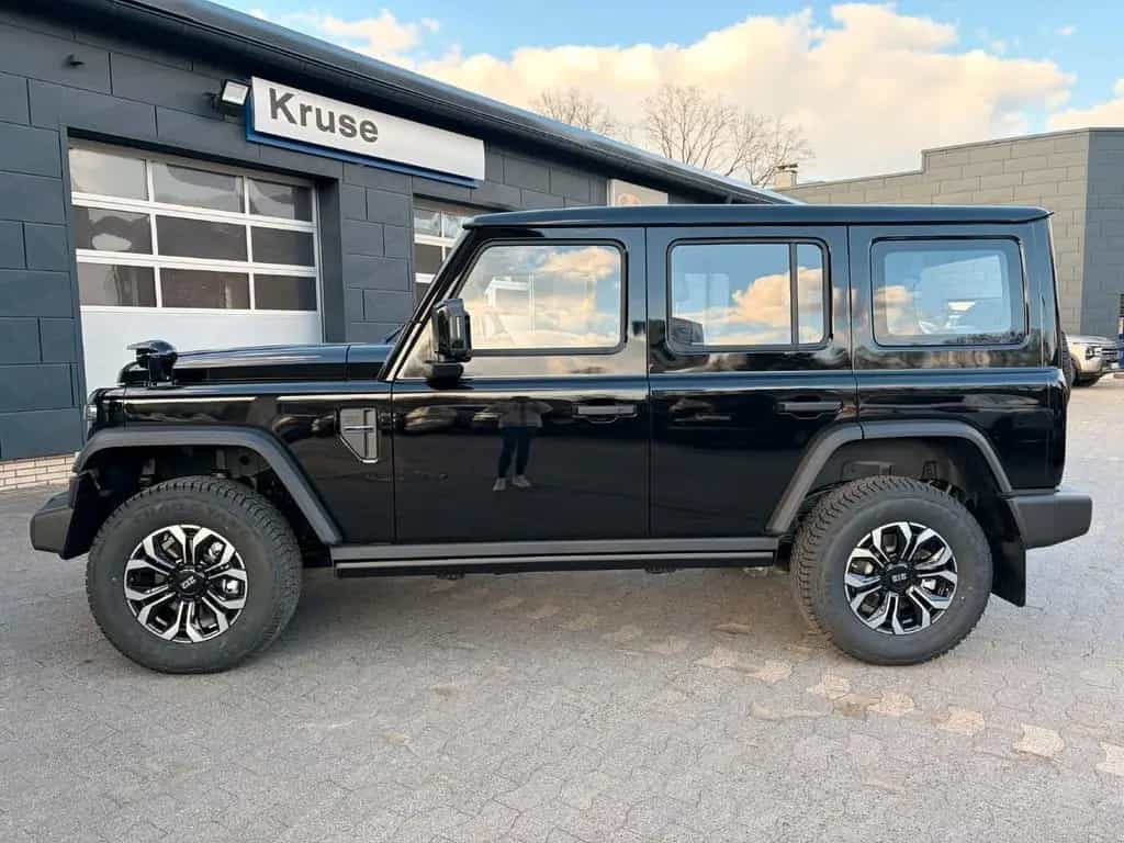 BAW 212 Offroader LED Seilwinde Leder 2.0 Automatik null-photo-12
