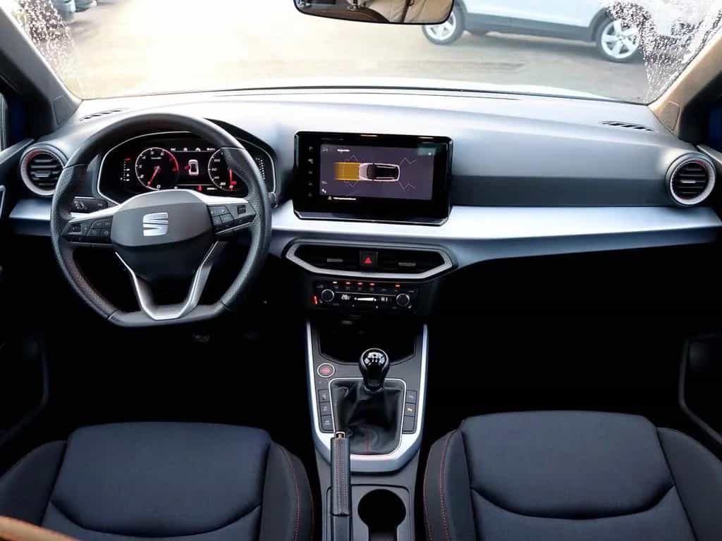 Seat Arona FR 1.0 TSI VOLL LED/ACC/NAVI/RÜCKFK./SITZH 11/2023-photo-5