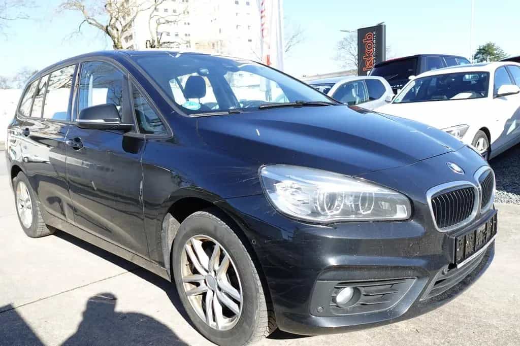BMW 2 Series 218 2 Gran Tourer 218 i Advantage+SITZHEIZUNG+BC 05/2017-photo-0