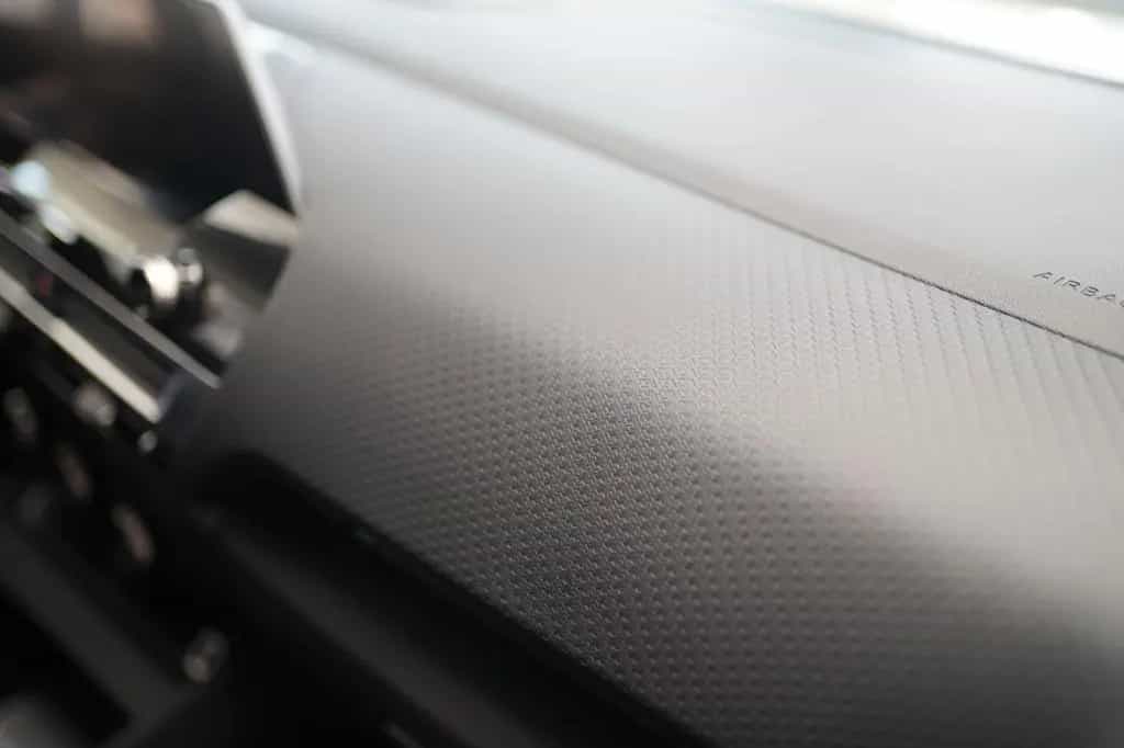 Citroën C4 PureTech 130 Shine Kälte Paket Navi DAB Klima 09/2021-photo-10