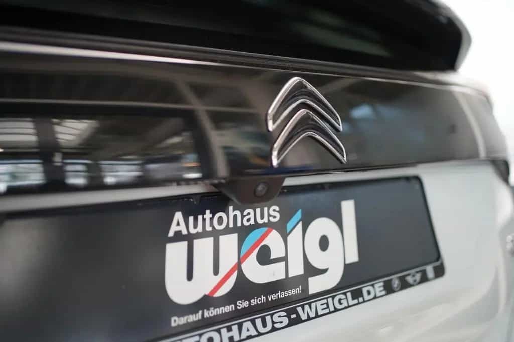 Citroën C4 PureTech 130 Shine Kälte Paket Navi DAB Klima 09/2021-photo-20