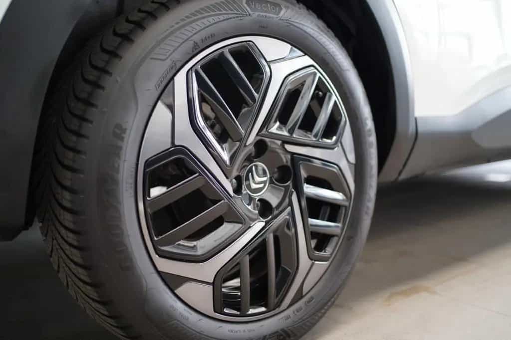 Citroën C4 PureTech 130 Shine Kälte Paket Navi DAB Klima 09/2021-photo-9