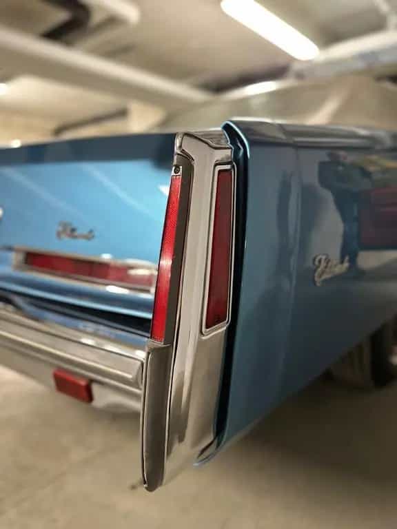Cadillac Eldorado Convertible BigBlock Restauriert 03/1976-photo-1