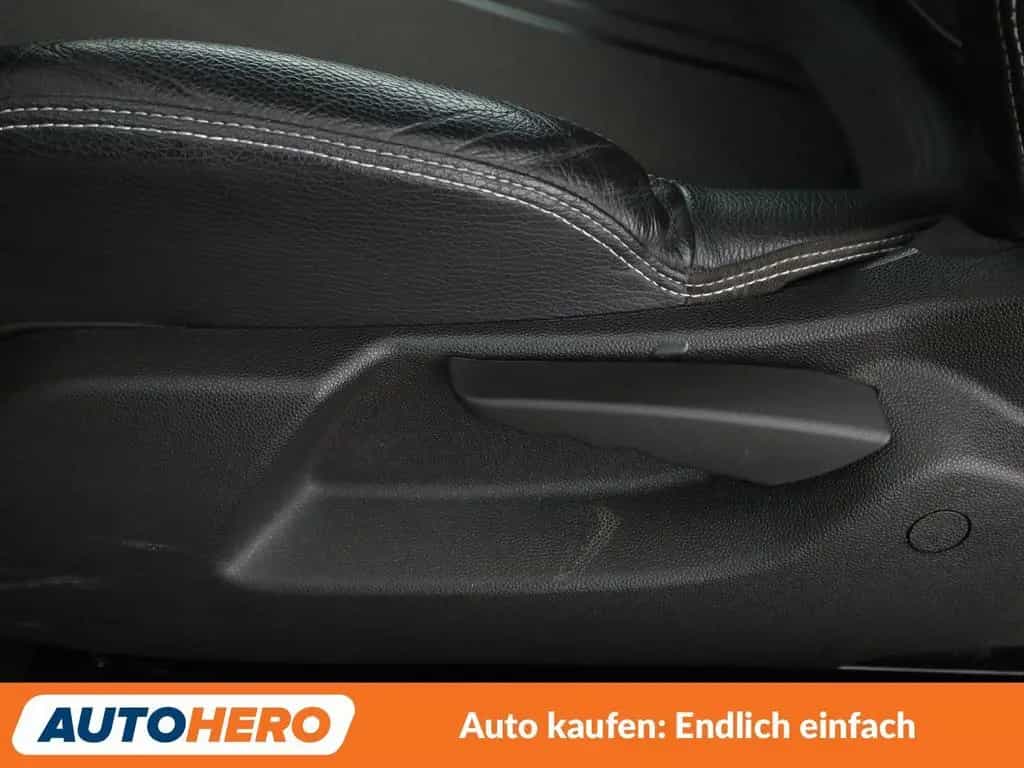 Opel Adam 1.4 120 Jahre ecoFlex *TEMPO*PDC*SHZ*KLIMA* 03/2019-photo-27