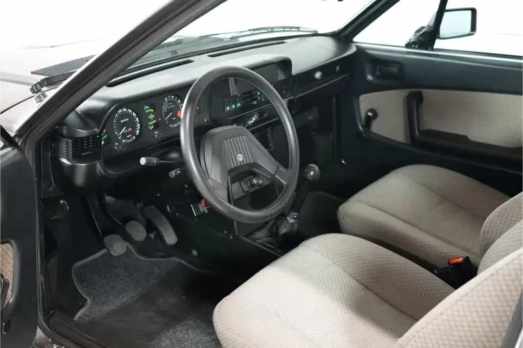 Lancia Beta HPE Volumex M1048 01/1983-photo-2