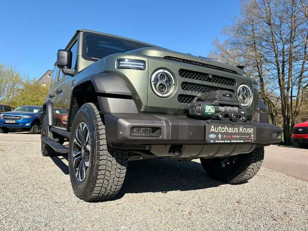 BAW 212 Offroader LED Seilwinde Leder 2.0 Automatik null-photo-43