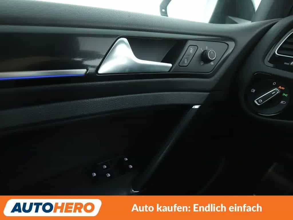 Volkswagen 2.0 TSI R BlueMotion 4Motion Aut.*LED*ACC*PDC* 11/2017-photo-28