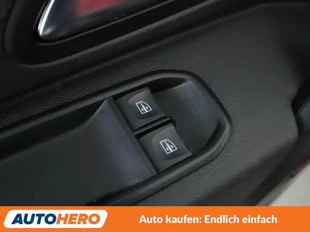 Dacia Duster 1.3 TCe Comfort *NAVI*PDC*TEMPO*KLIMA* 06/2020-photo-23