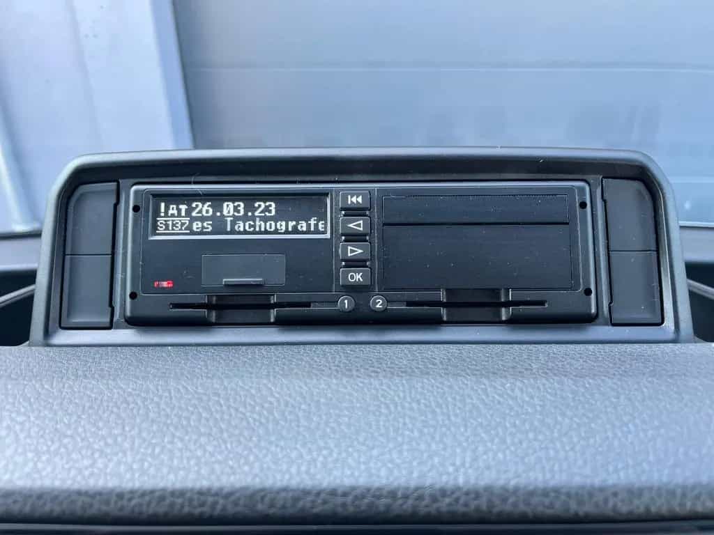 Volkswagen Crafter KASTEN 2,0 TDI L3 H3 KLIMA AHK 1.HAND 06/2021-photo-21