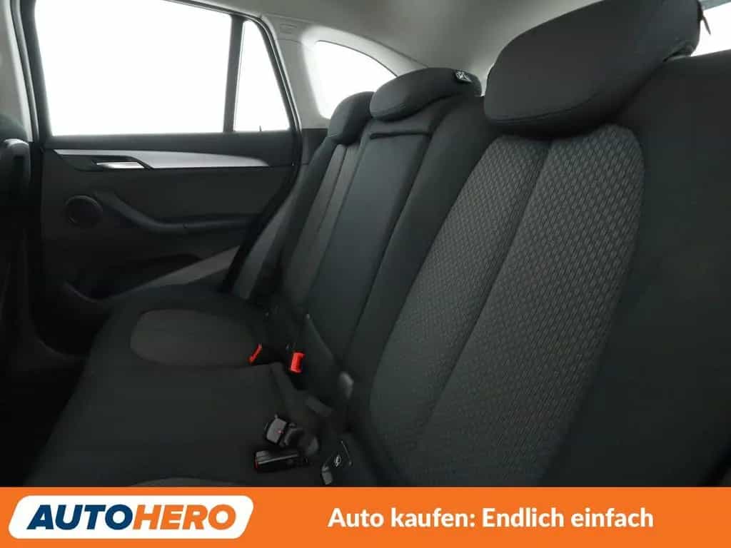 BMW X1 sDrive 20i Advantage Aut.*LED*TEMPO*PDC*SHZ* 03/2021-photo-15