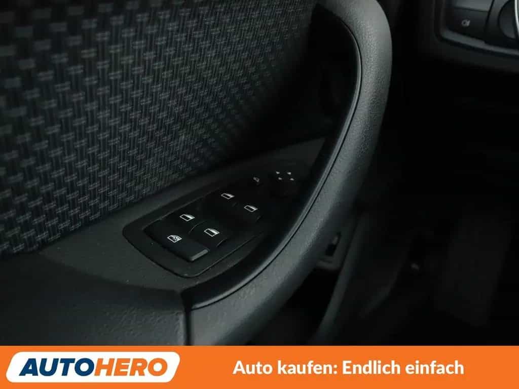BMW X1 sDrive 20i Advantage Aut.*LED*TEMPO*PDC*SHZ* 03/2021-photo-24