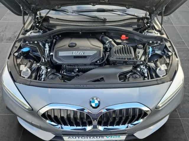 BMW 1 Series 118i  Advantage - Automatik, Comfort-Paket, Hifi 05/2022-photo-9