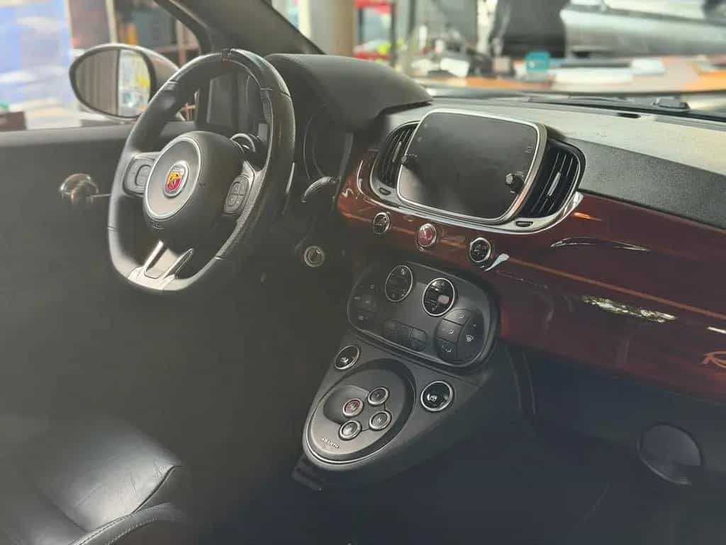 Abarth 695C Rivale  Navi KLIMA Mahagoni Optik  ALU 09/2018-photo-9