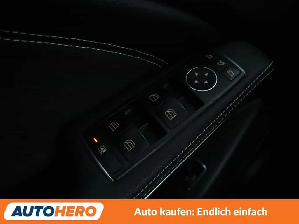 Mercedes-Benz GLA-Class 220 4Matic Urban Aut.*LED*NAVI*TEMPO*PDC*SHZ 12/2017-photo-29