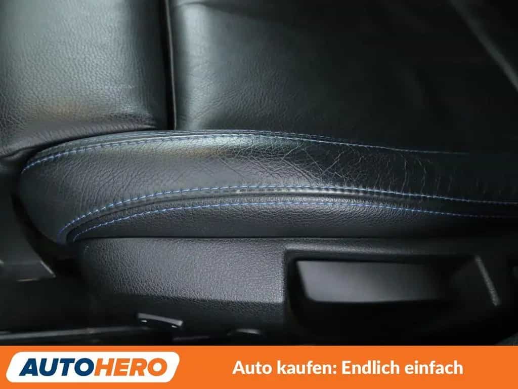 BMW M140 Special Edition Aut.*NAVI*LED*TEMPO*PDC* 04/2019-photo-24