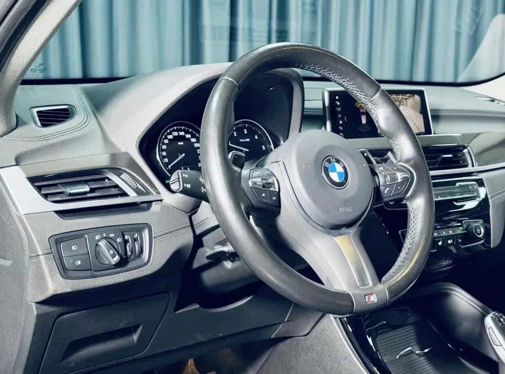 BMW X1 xDrive20d Steptronic Sport Line 01/2022-photo-12