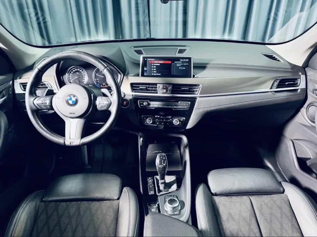 BMW X1 xDrive20d Steptronic Sport Line 01/2022-photo-8