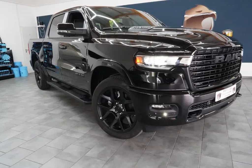 Dodge RAM Sport 3.0 420 PS Black 06/2024-photo-14