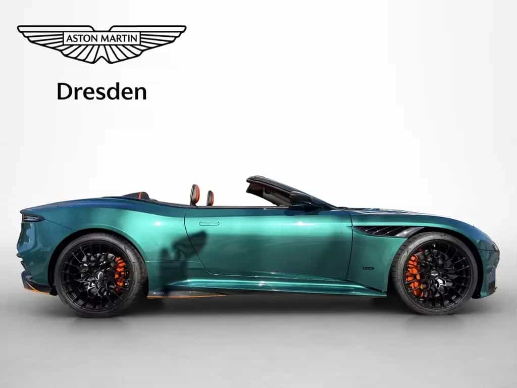 Aston Martin DBS 5.2 V12 Volante 770 Ultimate one of 199 08/2024-photo-6