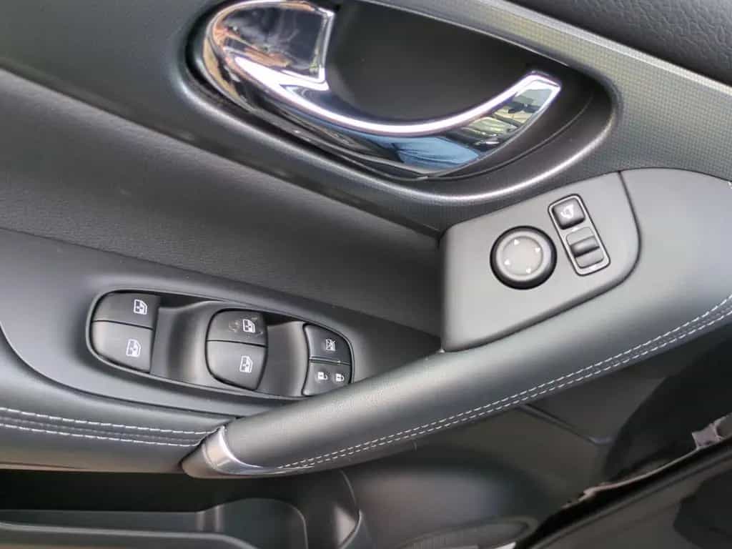 Nissan Qashqai 1.3 DIG-T Tekna + Tekna+ DSG+AUT+LED+SD 02/2019-photo-17