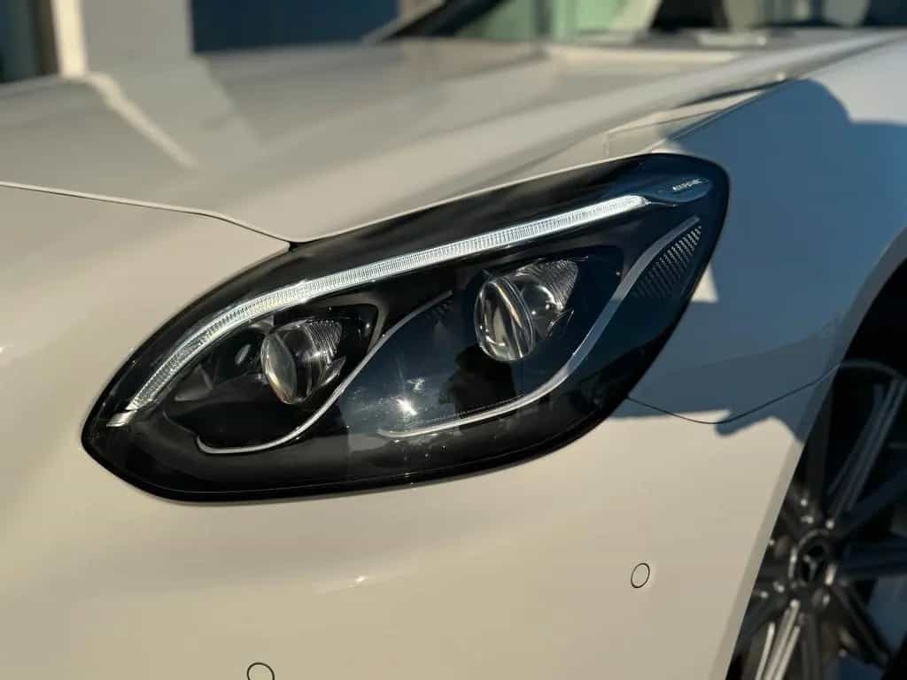 Mercedes-Benz SLC 180 Roadster|NAVI|LED|Panorama|Airscarf 01/2018-photo-34