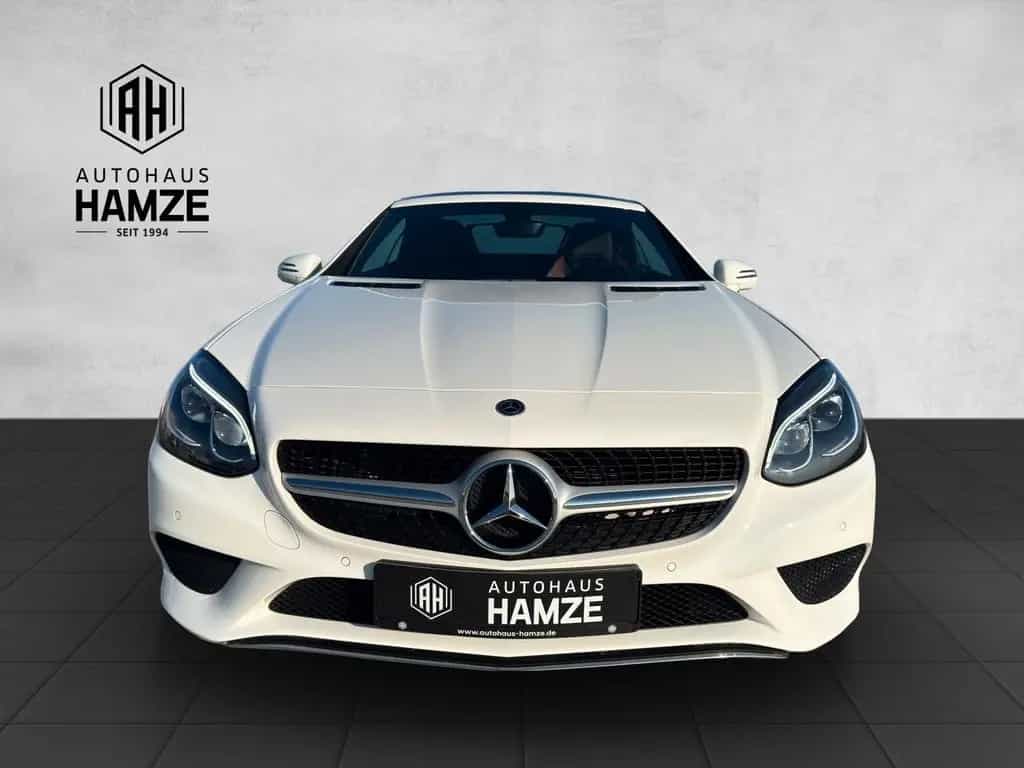 Mercedes-Benz SLC 180 Roadster|NAVI|LED|Panorama|Airscarf 01/2018-photo-7