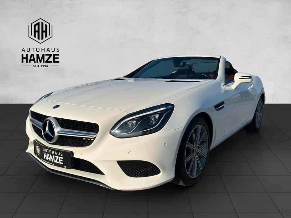 Mercedes-Benz SLC 180 Roadster|NAVI|LED|Panorama|Airscarf 01/2018-photo-8