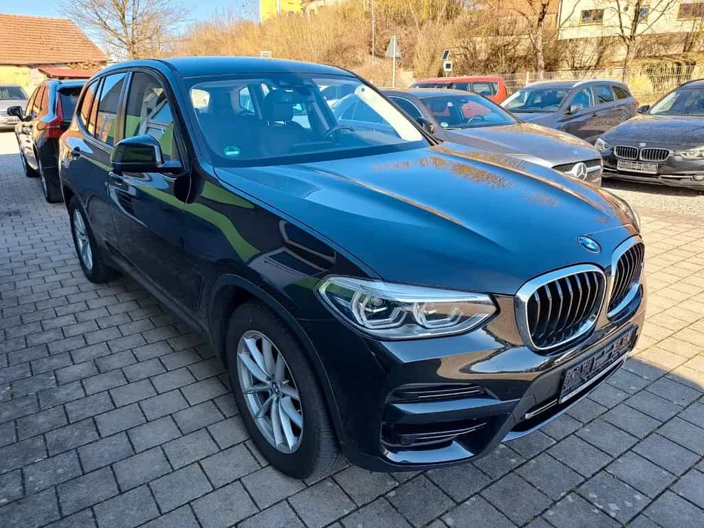 BMW X3 xDrive 20 d Advantage "Navi-LED-AHK" 05/2020-photo-2