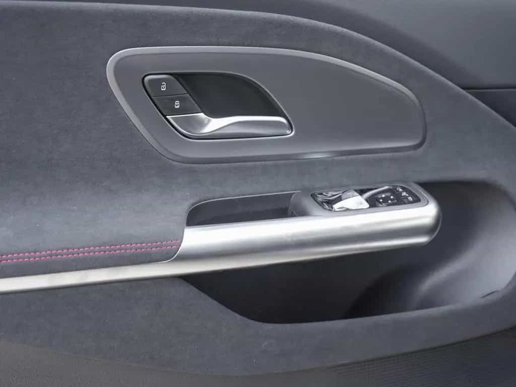 Mercedes-Benz CLA 180 AMG Night Panorama MBUX Navi AHK 360° 02/2026-photo-16