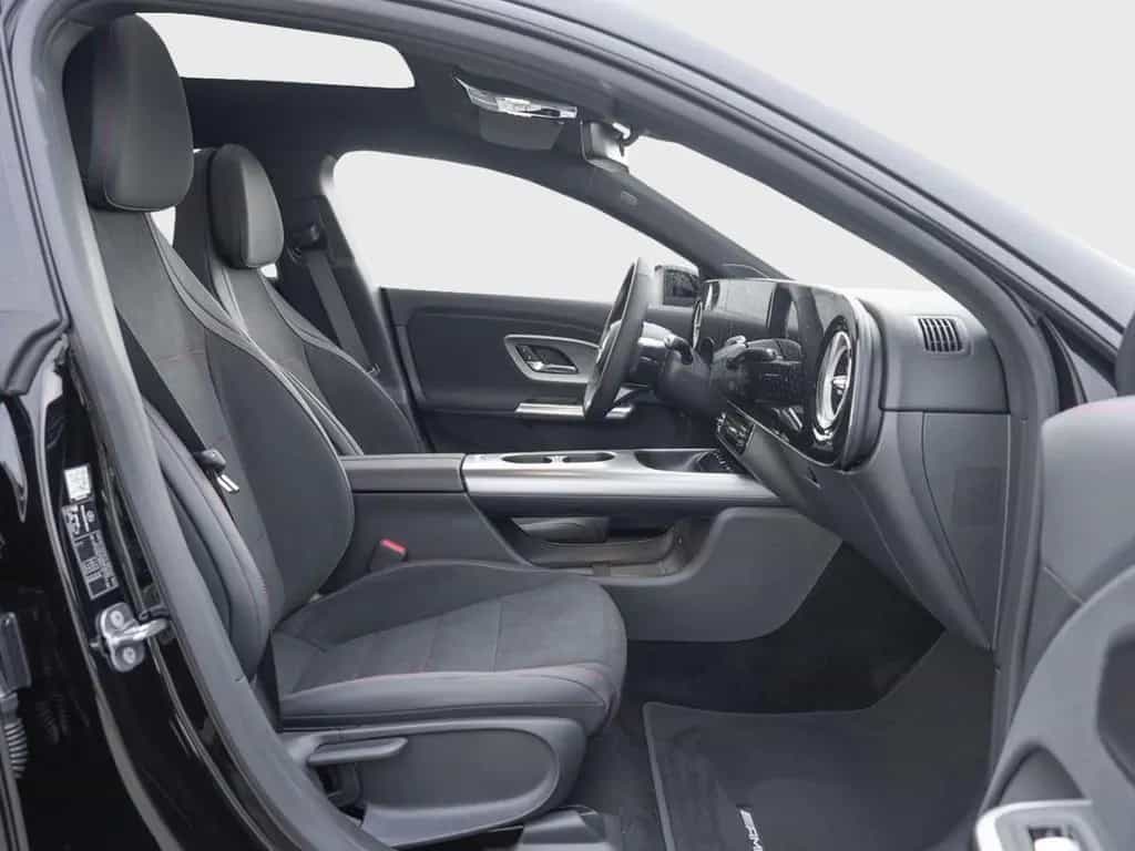 Mercedes-Benz CLA 180 AMG Night Panorama MBUX Navi AHK 360° 02/2026-photo-8