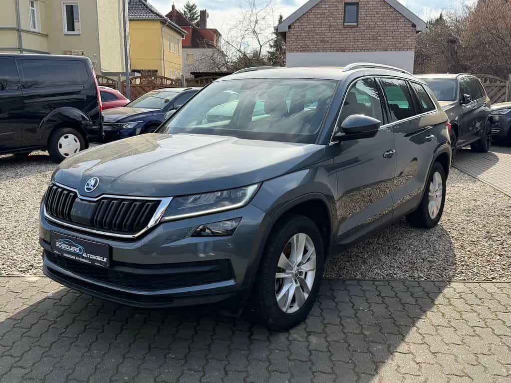 Skoda Kodiaq Style 4x4 DSG ACC RFK MFL AHK Appel Car 08/2019-photo-14