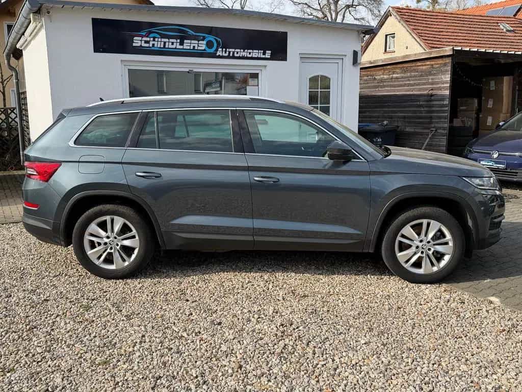 Skoda Kodiaq Style 4x4 DSG ACC RFK MFL AHK Appel Car 08/2019-photo-15
