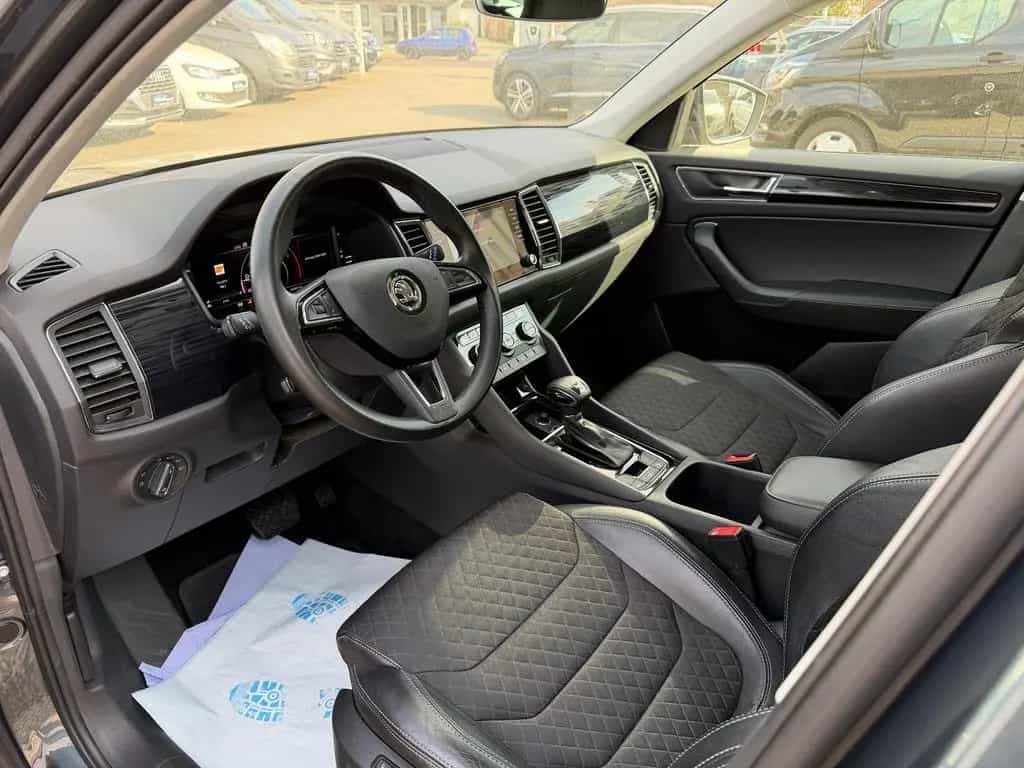 Skoda Kodiaq Style 4x4 DSG ACC RFK MFL AHK Appel Car 08/2019-photo-18