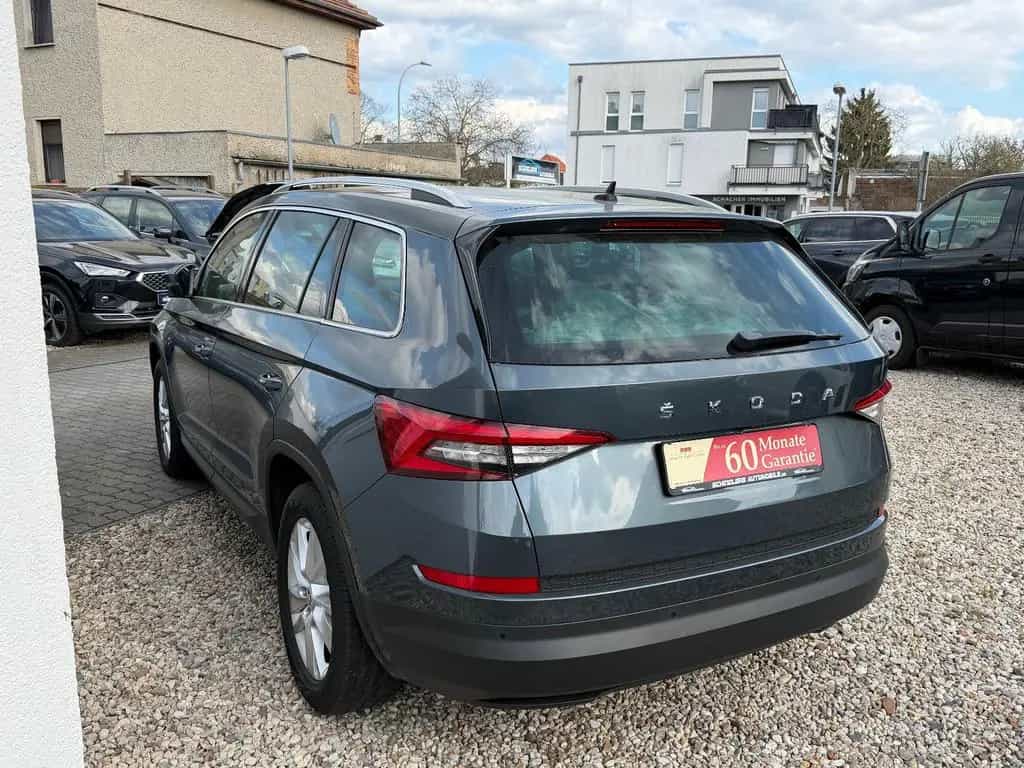 Skoda Kodiaq Style 4x4 DSG ACC RFK MFL AHK Appel Car 08/2019-photo-6